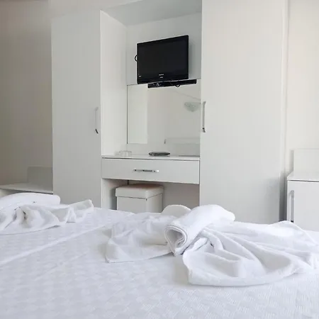 Navy Ξενοδοχείο İcmeler