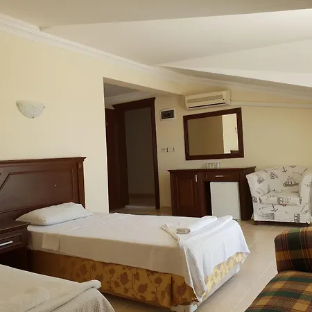 Navy Hotel Icmeler