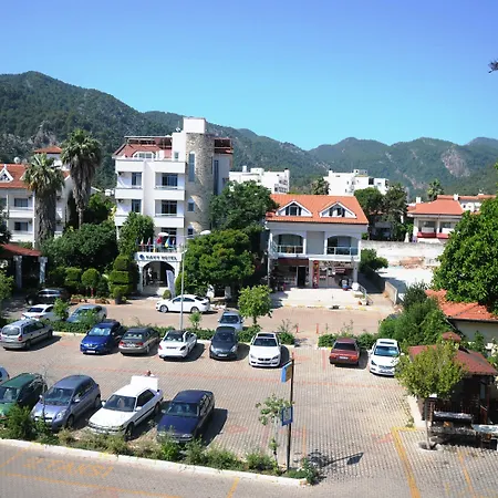 Navy Ξενοδοχείο İcmeler