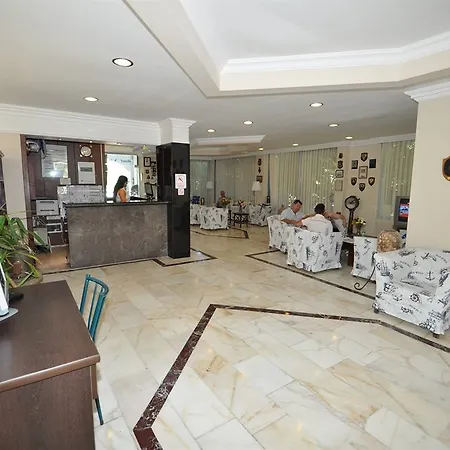 Hotel Navy 3*