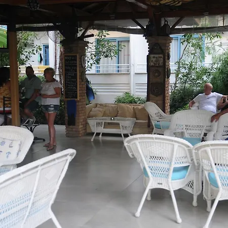 Navy Ξενοδοχείο İcmeler