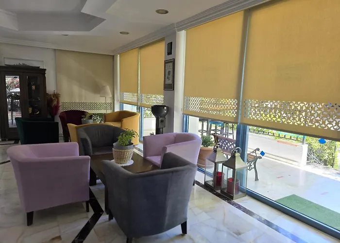 Navy Szálloda İçmeler