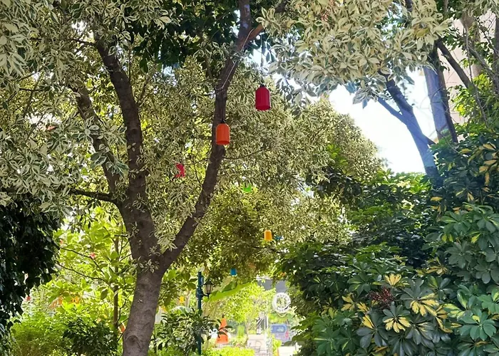 Hotell Navy İçmeler